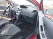 ✅ 2009 Toyota Yaris • VIN: JTDJT903995259645 • Lot: 42519672. Listed on IAAI with 207,618 mi. Free auction sales archive from the USA and detailed vehicle history report at DreamBid. Image 5.