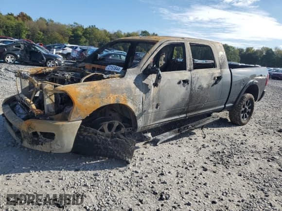 ✅ 2022 Ram 2500 Laramie • VIN: 3C6UR5NL2NG144439 • Лот: 72151844. Опубликован ранее на Copart с пробегом Не указан. Бесплатный доступ к архиву аукционных продаж из США и подробный отчёт об истории автомобиля на DreamBid. Изображение 1.