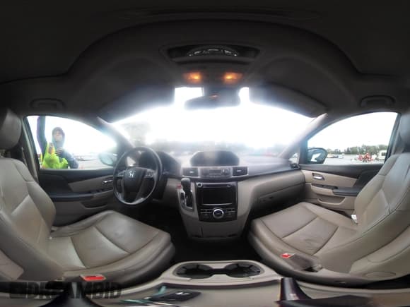 ✅ 2016 Honda Odyssey EX-L • VIN: 5FNRL5H67GB023906 • Lot: 43414876. Wystawiony na IAAI z przebiegiem 87 800 mil. Bezpłatny archiwum sprzedaży aukcyjnych z USA i szczegółowy raport historii pojazdu na DreamBid. Zdjęcie 22.