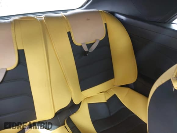 ✅ 2015 Chevrolet Camaro LT • VIN: 2G1FD3D32F9251162 • Lot: 43536620. Wystawiony na IAAI z przebiegiem 125 278 mil. Bezpłatny archiwum sprzedaży aukcyjnych z USA i szczegółowy raport historii pojazdu na DreamBid. Zdjęcie 8.