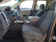 ✅ 2010 Dodge 1500 SLT • VIN: 1D7RV1GT7AS185917 • Lot: 77835844. Wystawiony na Copart z przebiegiem 159 879 mil. Bezpłatny archiwum sprzedaży aukcyjnych z USA i szczegółowy raport historii pojazdu na DreamBid. Zdjęcie 7.