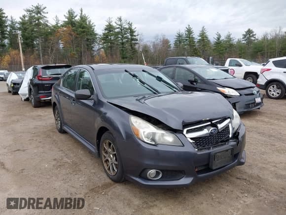 ✅ 2014 Subaru Legacy 2.5i • VIN: 4S3BMAA63E1016524 • Лот: 43616962. Опубликован ранее на IAAI с пробегом 151 664 миль. Бесплатный доступ к архиву аукционных продаж из США и подробный отчёт об истории автомобиля на DreamBid. Изображение 1.