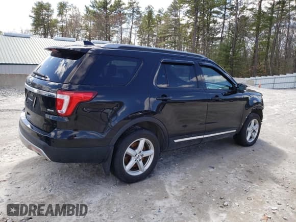 ✅ 2017 Ford Explorer XLT • VIN: 1FM5K8D85HGC79099 • Lot: 49299515. Listed on Copart with 109,970 mi. Free auction sales archive from the USA and detailed vehicle history report at DreamBid. Image 3.