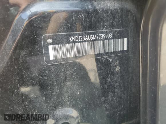 ✅ 2021 Kia Soul S • VIN: KNDJ23AU5M7739993 • Лот: 84902485. Опубликован ранее на Copart с пробегом 124 916 миль. Бесплатный доступ к архиву аукционных продаж из США и подробный отчёт об истории автомобиля на DreamBid. Изображение 13.