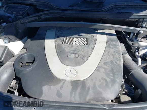 ✅ 2012 Mercedes-Benz GL 550 • VIN: 4JGBF8GE5CA782121 • Lot: 41669506. Wystawiony na IAAI z przebiegiem 77 737 mil. Bezpłatny archiwum sprzedaży aukcyjnych z USA i szczegółowy raport historii pojazdu na DreamBid. Zdjęcie 10.