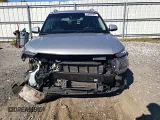 2022 Hyundai Venue SEL z VIN KMHRC8A35NU166192, wystawiony jako Copart lot #69808964 z przebiegiem 31 247 mil mil oraz Szkoda całkowita • Salvage title. Historia ofert i sprzedaży dostępna na DreamBid. Obrazek 5.