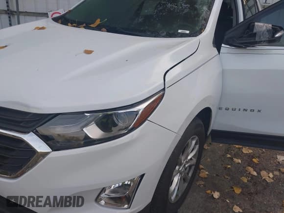 ✅ 2018 Chevrolet Equinox LT • VIN: 2GNAXJEV5J6255088 • Lot: 43352814. Wystawiony na IAAI z przebiegiem 123 450 mil. Bezpłatny archiwum sprzedaży aukcyjnych z USA i szczegółowy raport historii pojazdu na DreamBid. Zdjęcie 6.