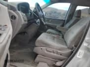 ✅ 2001 Honda Odyssey EX • VIN: 2HKRL18631H604112 • Лот: 71748595. Опубликован ранее на Copart с пробегом 156 569 миль. Бесплатный доступ к архиву аукционных продаж из США и подробный отчёт об истории автомобиля на DreamBid. Изображение 7.