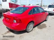 ✅ 2008 Volvo S40 2.4L • VIN: YV1MS390782396194 • Lot: 43078051. Listed on IAAI with 111,816 mi. Free auction sales archive from the USA and detailed vehicle history report at DreamBid. Image 4.