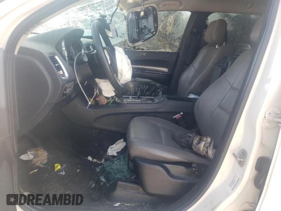 ✅ 2011 Dodge Durango Heat • VIN: 1D4RD3GG1BC692693 • Lot: 68176134. Wystawiony na Copart z przebiegiem Nie podano. Bezpłatny archiwum sprzedaży aukcyjnych z USA i szczegółowy raport historii pojazdu na DreamBid. Zdjęcie 7.