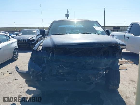 ✅ 2006 Ford F-150 STX • VIN: 1FTRX12W36NB11244 • Lot: 42246499. Listed on IAAI with 313,225 mi. Free auction sales archive from the USA and detailed vehicle history report at DreamBid. Image 12.