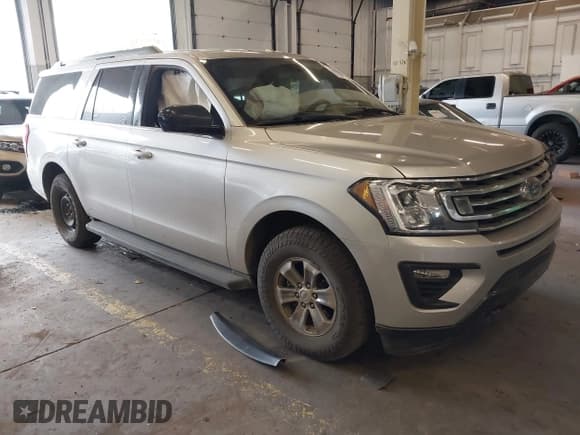 ✅ 2018 Ford Expedition Max XL • VIN: 1FMJK1GT6JEA49496 • Lot: 42519819. Wystawiony na IAAI z przebiegiem 100 996 mil. Bezpłatny archiwum sprzedaży aukcyjnych z USA i szczegółowy raport historii pojazdu na DreamBid. Zdjęcie 1.