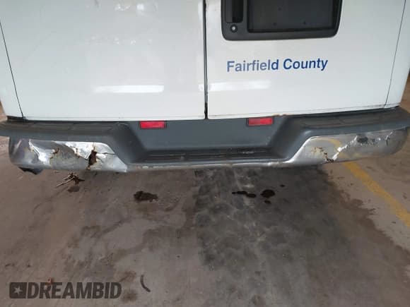 ✅ 1998 Chevrolet Chevy Van • VIN: 1GCGG25R1W1065455 • Лот: 42684155. Опубликован ранее на IAAI с пробегом 224 193 миль. Бесплатный доступ к архиву аукционных продаж из США и подробный отчёт об истории автомобиля на DreamBid. Изображение 17.