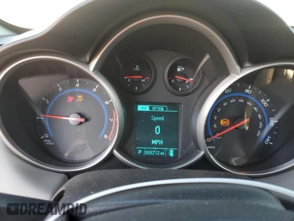 ✅ 2016 Chevrolet Cruze LS • VIN: 1G1PC5SH6G7199538 • Lot: 84286275. Listed on Copart with 89,212 mi. Free auction sales archive from the USA and detailed vehicle history report at DreamBid. Image 9.