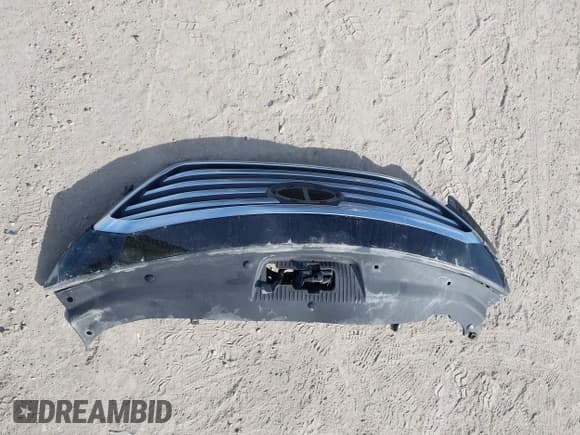 ✅ 2017 Hyundai Sonata SE • VIN: 5NPE24AF8HH577111 • Lot: 43372290. Listed on IAAI with 94,581 mi. Free auction sales archive from the USA and detailed vehicle history report at DreamBid. Image 12.