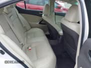 ✅ 2010 Lexus IS 350 • VIN: JTHBE5C21A5024315 • Lot: 42185188. Wystawiony na IAAI z przebiegiem 247 738 mil. Bezpłatny archiwum sprzedaży aukcyjnych z USA i szczegółowy raport historii pojazdu na DreamBid. Zdjęcie 8.