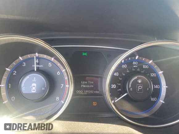 ✅ 2012 Hyundai Sonata Limited • VIN: 5NPEC4AB3CH433579 • Lot: 74943454. Listed on Copart with 199,282 mi. Free auction sales archive from the USA and detailed vehicle history report at DreamBid. Image 9.