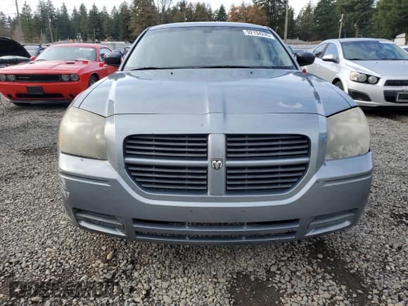 ✅ 2006 Dodge Magnum • VIN: 2D4FV47T96H335087 • Lot: 92134245. Wystawiony na Copart z przebiegiem 150 208 mil. Bezpłatny archiwum sprzedaży aukcyjnych z USA i szczegółowy raport historii pojazdu na DreamBid. Zdjęcie 5.