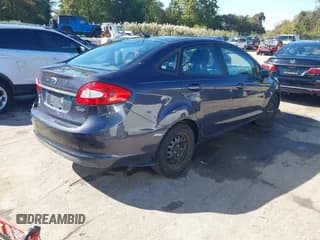 ✅ 2013 Ford Fiesta SE • VIN: 3FADP4BJ4DM107359 • Лот: 43499092. Опубликован ранее на IAAI с пробегом 131 619 миль. Бесплатный доступ к архиву аукционных продаж из США и подробный отчёт об истории автомобиля на DreamBid. Изображение 4.