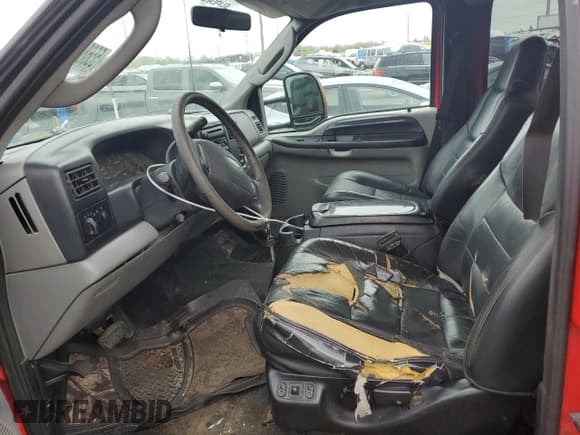 ✅ 2003 Ford F-250 XL • VIN: 1FTNW21LX3EC69185 • Lot: 55684095. Listed on Copart with 142,403 mi. Free auction sales archive from the USA and detailed vehicle history report at DreamBid. Image 7.