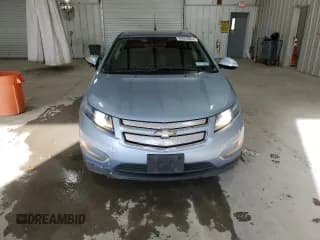 ✅ 2013 Chevrolet Volt • VIN: 1G1RA6E47DU126852 • Lot: 84054804. Wystawiony na Copart z przebiegiem 89 947 mil. Bezpłatny archiwum sprzedaży aukcyjnych z USA i szczegółowy raport historii pojazdu na DreamBid. Zdjęcie 5.