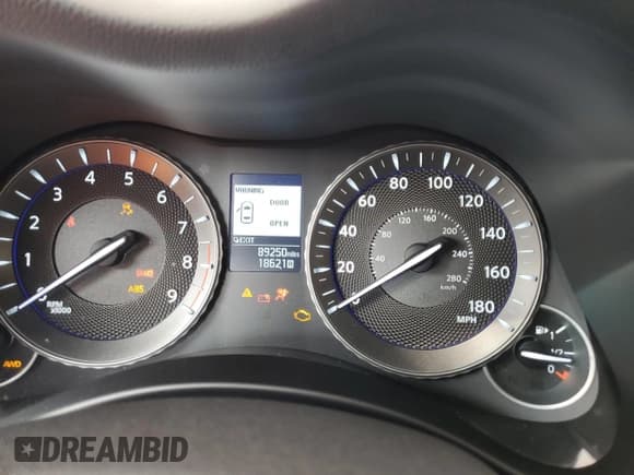 ✅ 2018 Infiniti Q70 Luxe • VIN: JN1BY1PR8JM370072 • Lot: 83927285. Listed on Copart with Not provided. Free auction sales archive from the USA and detailed vehicle history report at DreamBid. Image 9.