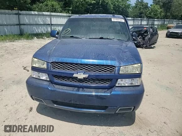 ✅ 2005 Chevrolet Silverado 1500 • VIN: 1GCEC14V05Z215390 • Лот: 57409164. Опубликован ранее на Copart с пробегом 123 463 миль. Бесплатный доступ к архиву аукционных продаж из США и подробный отчёт об истории автомобиля на DreamBid. Изображение 11.