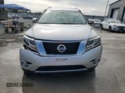 ✅ 2016 Nissan Pathfinder Platinum • VIN: 5N1AR2MN8GC653725 • Lot: 86316205. Listed on Copart with 158,396 mi. Free auction sales archive from the USA and detailed vehicle history report at DreamBid. Image 5.
