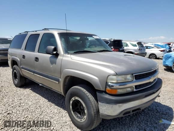 ✅ 2001 Chevrolet Suburban LT • VIN: 1GNFK16T01J227266 • Lot: 58265675. Listed on Copart with Not provided. Free auction sales archive from the USA and detailed vehicle history report at DreamBid. Image 4.
