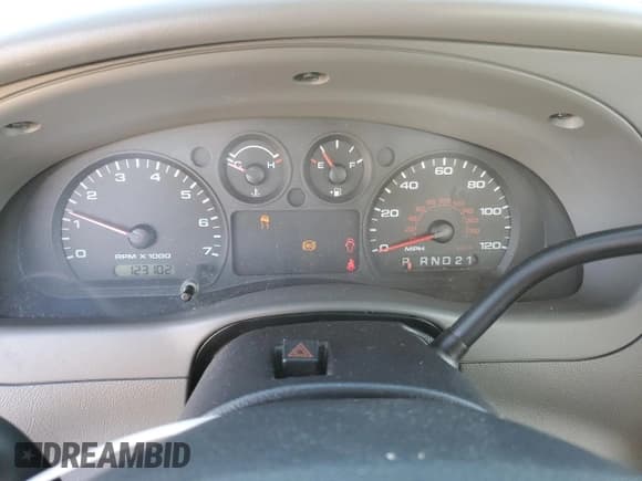 ✅ 2011 Ford Ranger XL • VIN: 1FTKR1ED9BPA34948 • Лот: 86230205. Опубликован ранее на Copart с пробегом 123 102 миль. Бесплатный доступ к архиву аукционных продаж из США и подробный отчёт об истории автомобиля на DreamBid. Изображение 9.