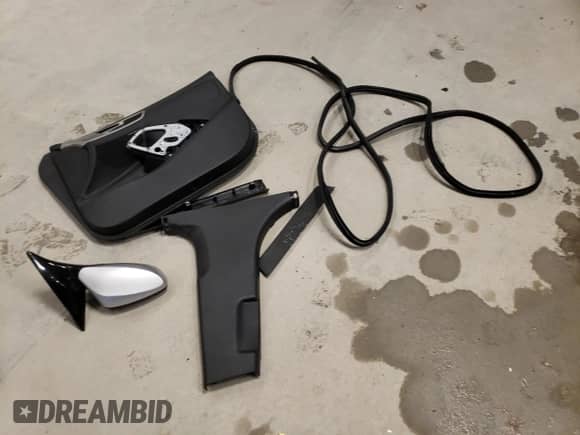 2017 Hyundai Veloster z VIN KMHTC6AD5HU314896, wystawiony jako Copart lot #42389264 z przebiegiem 78 538 mil mil oraz Szkoda całkowita • Salvage title. Historia ofert i sprzedaży dostępna na DreamBid. Obrazek 12.