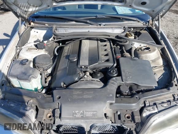 ✅ 2002 BMW 3 Series 325i • VIN: WBAET37432NG78903 • Лот: 43745752. Опубликован ранее на IAAI с пробегом 159 865 миль. Бесплатный доступ к архиву аукционных продаж из США и подробный отчёт об истории автомобиля на DreamBid. Изображение 10.