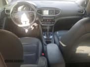 ✅ 2019 Hyundai Ioniq Limited • VIN: KMHC05LCXKU116510 • Lot: 44038875. Wystawiony na Copart z przebiegiem 53 623 mil. Bezpłatny archiwum sprzedaży aukcyjnych z USA i szczegółowy raport historii pojazdu na DreamBid. Zdjęcie 8.