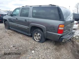 ✅ 2002 Chevrolet Suburban LS • VIN: 3GNEC16Z12G341471 • Лот: 41458266. Опубликован ранее на IAAI с пробегом 465 410 миль. Бесплатный доступ к архиву аукционных продаж из США и подробный отчёт об истории автомобиля на DreamBid. Изображение 3.