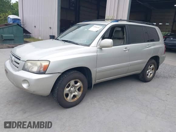 2004 Toyota Highlander z VIN JTEGD21AX40085842, wystawiony jako IAAI lot #43026363 z przebiegiem 306 121 mil mil oraz . Historia ofert i sprzedaży dostępna na DreamBid. Obrazek 2.