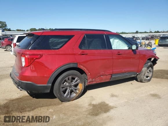 ✅ 2023 Ford Explorer XLT • VIN: 1FMSK7DH3PGC11900 • Lot: 87315095. Wystawiony na Copart z przebiegiem 24 631 mil. Bezpłatny archiwum sprzedaży aukcyjnych z USA i szczegółowy raport historii pojazdu na DreamBid. Zdjęcie 3.