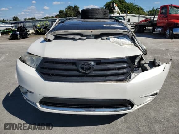 ✅ 2013 Toyota Highlander Limited • VIN: 5TDYK3EH2DS118485 • Lot: 89436585. Listed on Copart with Not provided. Free auction sales archive from the USA and detailed vehicle history report at DreamBid. Image 5.