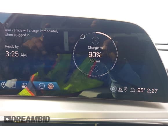 ✅ 2025 Cadillac LYRIQ Sport • VIN: 1GYKPURL4SZ319385 • Lot: 43443630. Wystawiony na IAAI z przebiegiem 616 mil. Bezpłatny archiwum sprzedaży aukcyjnych z USA i szczegółowy raport historii pojazdu na DreamBid. Zdjęcie 18.