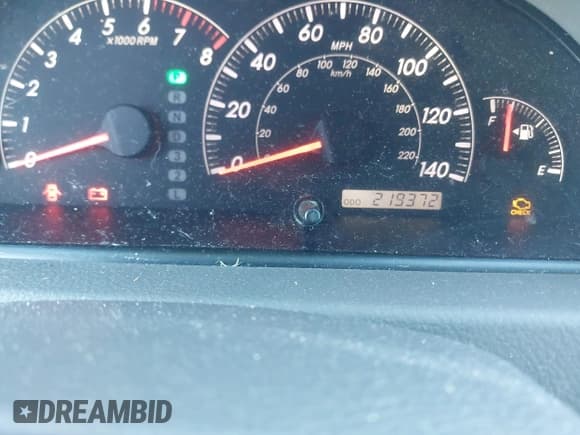 ✅ 2005 Toyota Camry XLE • VIN: 4T1BE30K15U571747 • Lot: 43733488. Listed on IAAI with 219,372 mi. Free auction sales archive from the USA and detailed vehicle history report at DreamBid. Image 7.
