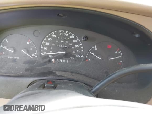 ✅ 1998 Ford Ranger XL • VIN: 1FTYR10U0WUB24062 • Лот: 43129746. Опубликован ранее на IAAI с пробегом 145 663 миль. Бесплатный доступ к архиву аукционных продаж из США и подробный отчёт об истории автомобиля на DreamBid. Изображение 7.