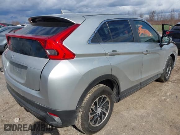 ✅ 2020 Mitsubishi Eclipse Cross ES • VIN: JA4AS3AA1LZ031484 • Lot: 42033036. Listed on IAAI with 123,103 mi. Free auction sales archive from the USA and detailed vehicle history report at DreamBid. Image 4.