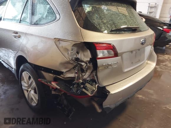 ✅ 2015 Subaru Outback 2.5i • VIN: 4S4BSAACXF3295161 • Lot: 42020512. Wystawiony na IAAI z przebiegiem 79 937 mil. Bezpłatny archiwum sprzedaży aukcyjnych z USA i szczegółowy raport historii pojazdu na DreamBid. Zdjęcie 6.