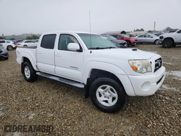 ✅ 2007 Toyota Tacoma PreRunner • VIN: 5TEJU62N57Z375512 • Лот: 92935155. Опубликован ранее на Copart с пробегом 159 531 миль. Бесплатный доступ к архиву аукционных продаж из США и подробный отчёт об истории автомобиля на DreamBid. Изображение 4.