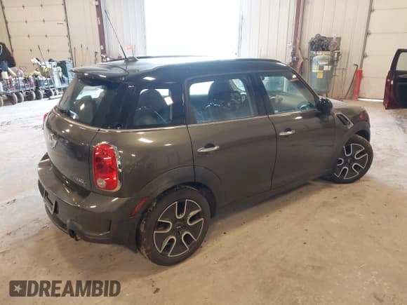 ✅ 2011 MINI Countryman S • VIN: WMWZC3C54BWL78942 • Лот: 42345296. Опубликован ранее на IAAI с пробегом 158 202 миль. Бесплатный доступ к архиву аукционных продаж из США и подробный отчёт об истории автомобиля на DreamBid. Изображение 4.
