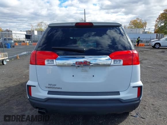 ✅ 2017 GMC Terrain SLE • VIN: 2GKALMEK2H6126476 • Lot: 43580191. Listed on IAAI with 63,085 mi. Free auction sales archive from the USA and detailed vehicle history report at DreamBid. Image 16.