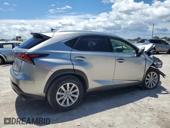✅ 2020 Lexus NX 300 • VIN: JTJAARBZ1L5012793 • Lot: 65517085. Wystawiony na Copart z przebiegiem 28 279 mil. Bezpłatny archiwum sprzedaży aukcyjnych z USA i szczegółowy raport historii pojazdu na DreamBid. Zdjęcie 3.