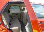 ✅ 2006 Ford Escape XLT • VIN: 1FMYU03156KA55418 • Lot: 42193005. Listed on IAAI with 197,823 mi. Free auction sales archive from the USA and detailed vehicle history report at DreamBid. Image 8.