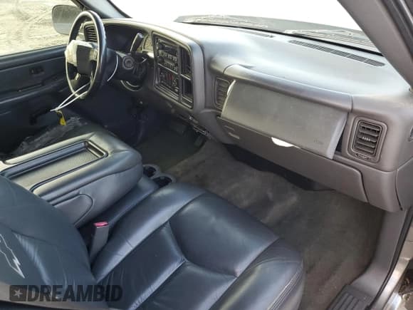 ✅ 2006 Chevrolet Silverado 1500 LT1 • VIN: 1GCEK19Z56Z249261 • Лот: 80426004. Опубликован ранее на Copart с пробегом 263 479 миль. Бесплатный доступ к архиву аукционных продаж из США и подробный отчёт об истории автомобиля на DreamBid. Изображение 8.