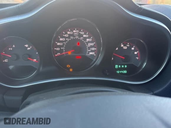 ✅ 2013 Dodge Avenger SE • VIN: 1C3CDZAB0DN707683 • Lot: 42457395. Wystawiony na Copart z przebiegiem 164 430 mil. Bezpłatny archiwum sprzedaży aukcyjnych z USA i szczegółowy raport historii pojazdu na DreamBid. Zdjęcie 8.