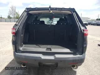✅ 2018 Chevrolet Traverse LT Cloth • VIN: 1GNERGKW9JJ157292 • Lot: 70439404. Wystawiony na Copart z przebiegiem Nie podano. Bezpłatny archiwum sprzedaży aukcyjnych z USA i szczegółowy raport historii pojazdu na DreamBid. Zdjęcie 6.